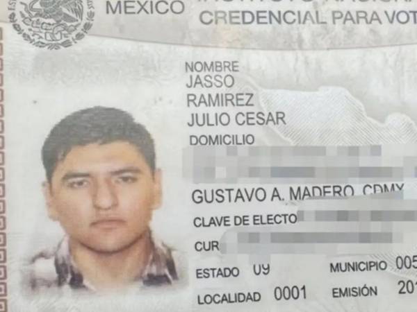 Julio César Jasso Ramírez, identificado por las autoridades como el autor del ataque armado en la zona arqueológica de Teotihuacán, era un hombre que, según las primeras investigaciones, habría construido durante años una narrativa personal marcada por la fascinación con masacres históricas, simbología extremista y un progresivo distanciamiento de la realidad.