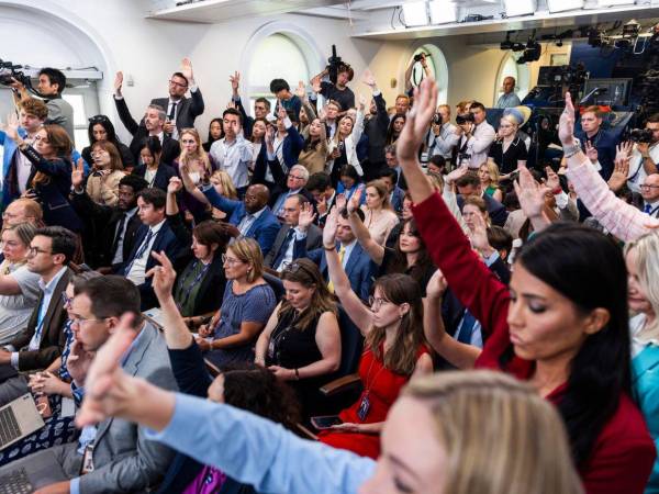 El argumento del NSC es que el personal de comunicaciones de la Casa Blanca maneja habitualmente información sensible.