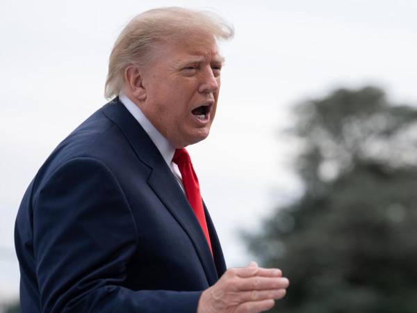 Donald Trump volvió a cuestionar a su homólogo ucraniano y sostuvo que pudo haber alcanzado acuerdos para terminar la guerra con Rusia.