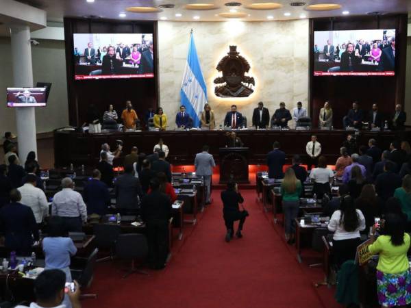 Sin una mayoría asegurada, los partidos deben apostar por acuerdos para inclinar la balanza legislativa.