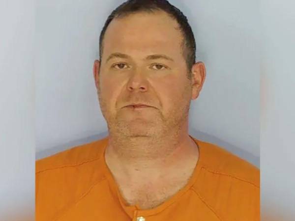 Thomas Shaknovsky es un doctor de Florida acusado de homicidio en segundo grado por el fallecimiento de William Bryan.