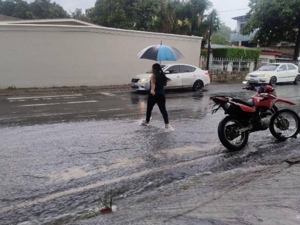 Las lluvias se mantendrán este miércoles, jueves y viernes, principalmente en sectores de montaña de las regiones central, oriental y occidental.
