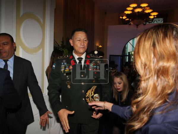 El jefe de las Fuerzas Armadas afirmó que respetarán la alternabilidad.