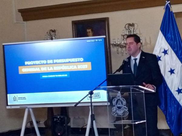 La Secretaría de Finanzas entregó el pasado 14 de septiembre el Presupuesto General de la República para el año 2027, el cual asciende a los 455 mil millones de lempiras.