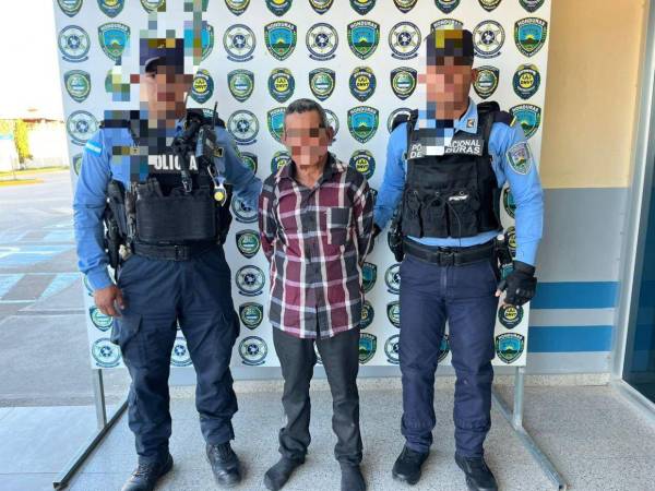 El capturado es un hombre de 61 años, originario del municipio de Esparta, Atlántida.