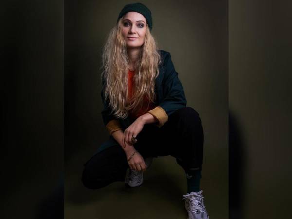 La profesional de la batería Anika Nilles es la nueva baterista de Rush, quienes recientemente anunciaron su regreso a los escenarios tras 11 años alejados de todo. Conozca más detalles de ella y la gira a continuación.