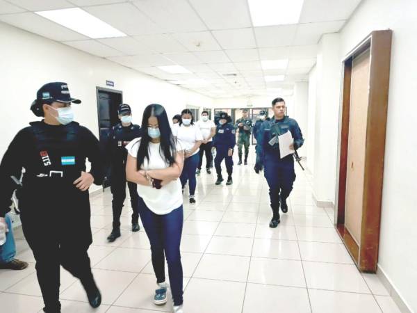 Los cinco empleados de la alcaldía de San Marcos acusados del desvío de fondos se defenderán en libertad.