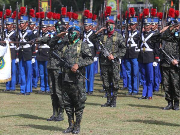 La Secretaría de Defensa Nacional envió a la Comisión de Defensa y Seguridad del Congreso Nacional, el listado de 152 oficiales que fueron propuestos para ser ascendidos al grado inmediato superior.