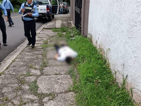 Escena donde quedó el cuerpo tendido de Emerzon Alberto Ávila Herrera.