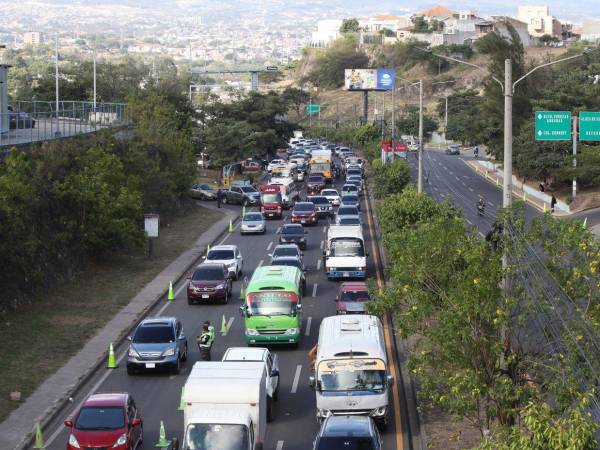 Tras el retorno de los estudiantes a las aulas de clases, autoridades llaman a respetar los semáforos y extremar precauciones para evitar accidentes