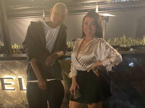 La presentadora hondureña, Milagro Flores, alarmó a sus seguidores tras aseverar que un hombre la sigue sin parar desde hace meses. ¿Quién es el presunto acosador? A continuación los detalles con algunas capturas de pantalla adjuntas del supuesto involucrado.