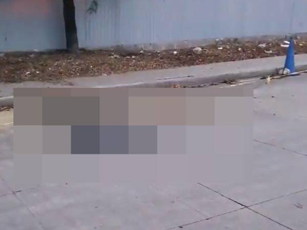 En la escena del crimen se encontraron más balas sin percutir, las cuales fueron recolectadas por los entes de investigación.