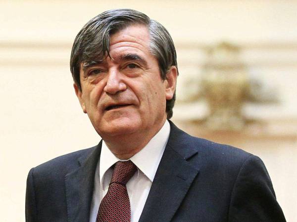 Escalona, quien fue presidente del Senado chileno entre 2012 y 2013, se había alejado de la escena política a inicios de este año debido a su enfermedad.