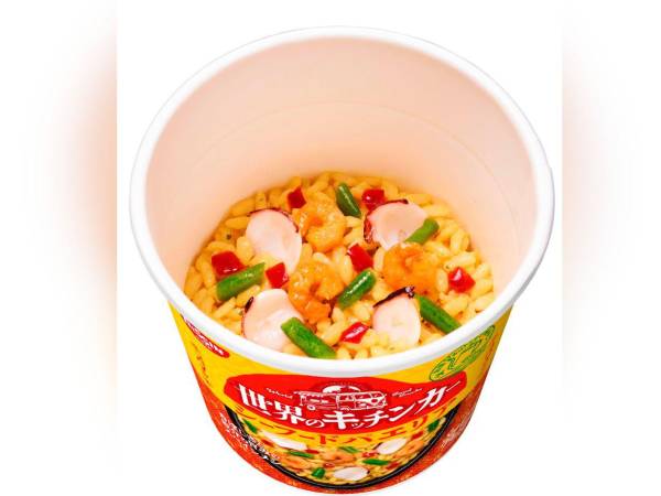 La compañía ha empezado a comercializar el famoso plato de origen español bajo la premisa que está lista en cinco minutos, con ingredientes gambas, calamar, judías verdes y pimiento rojo, en un caldo de mariscos.