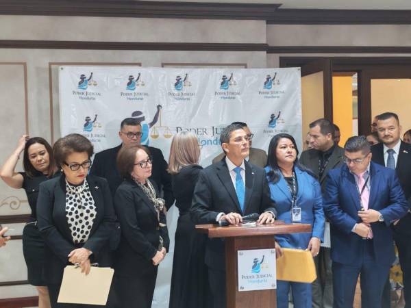 Los miembos que integren el consejo de la Judicatura tendrán responsabilidades relacionadas con nombramientos, ascensos, concursos y disciplina del personal.