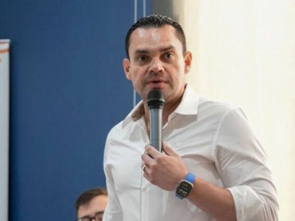 El presidente del Congreso Nacional, Tomás Zambrano, se refirió al cierre de la Dipampco.