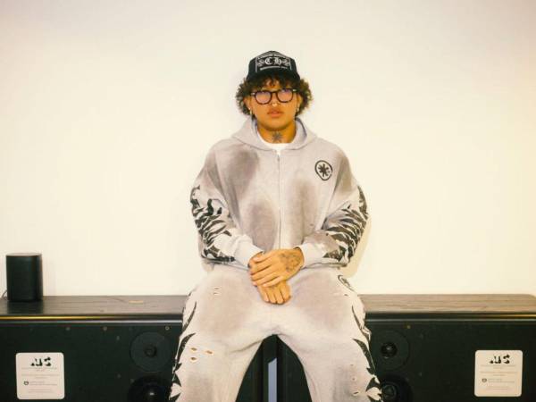 Beéle se pronunció a través de un comunicado de sus abogados y aseguró ser una víctima más.