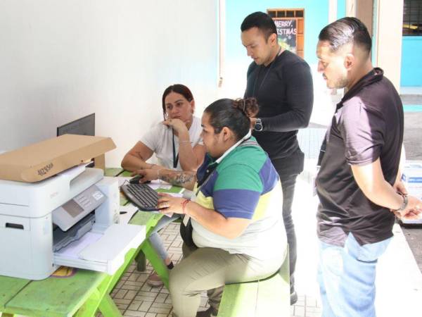 El simulacro electoral incluyó la apertura de mesas, entre otras cosas.