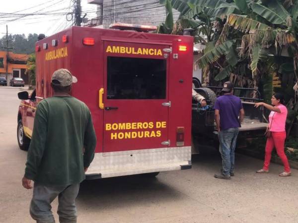 La Policía Nacional investiga el doble crimen y todavía no establece el móvil ni identifica a los responsables.