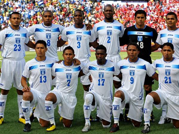 Jugó en Europa, fue mundialista dos veces con Honduras y ahora es investigado por el Ministerio Público (MP). Este es el caso del exfutbolista hondureño que ahora es investigado por actos realizados como político.