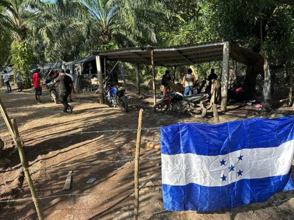 La tenencia de la tierra en el departamento de Colón, en el Caribe de Honduras, es motivo de un conflicto, de décadas, que ha dejado alrededor de 200 muertos, sin que asome a corto plazo una solución, a lo que se suma una también larga presencia del narcotráfico en la zona.