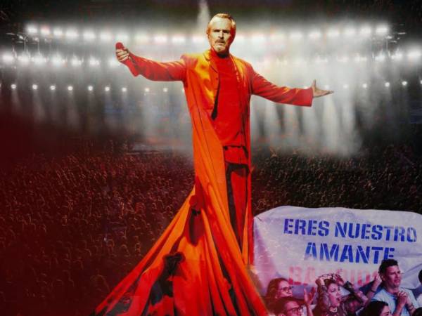 Miguel Bosé cumple 70 años este viernes en plena gira por América de su 'Importante Tour', con el que regresó en 2025 a los escenarios tras unos años difíciles, y con el que repasa su amplio repertorio, ese que ha trascendido a generaciones y revolucionó la forma de bailar en los 80 y 90.