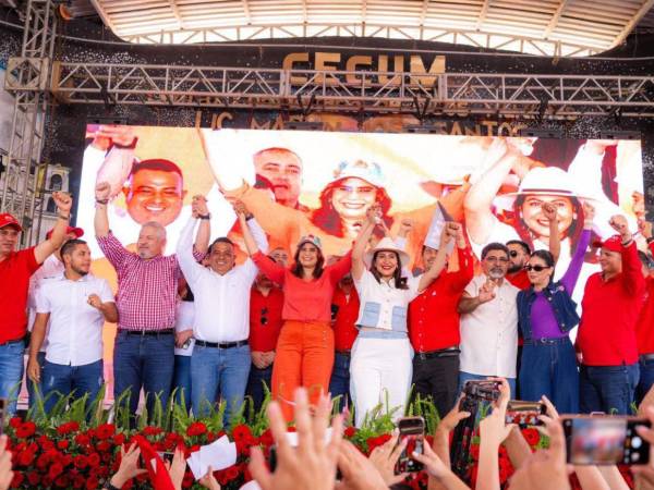 La candidata presidencial de Libertad y Refundación, Rixi Moncada, visitó Ocotepeque donde se reunió con candidatos a diputados, alcaldes, líderes y simpatizantes.