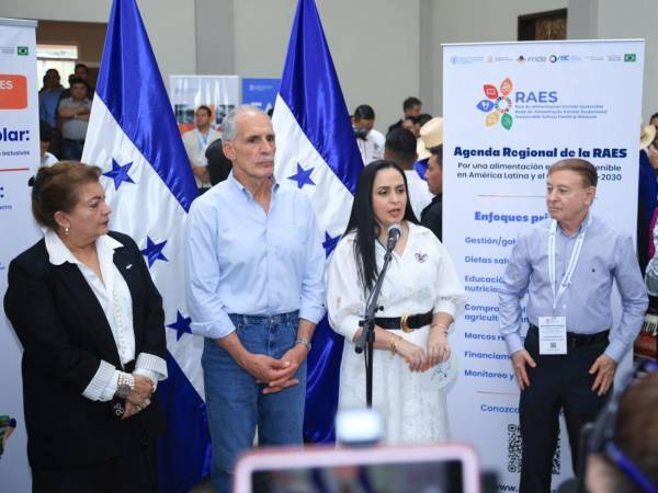 El presidente de la República, Nasry Asfura y la ministra de Sedesol, Fátima Juárez, participaron en el Encuentro Latinoamericano de la Red de Alimentación Escolar Sostenible, en Comayagua.