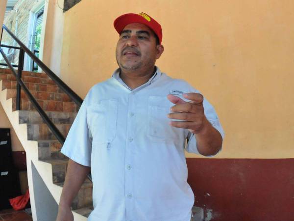 El alcalde de Reitoca, Francisco Morazán, Wilmer Alonzo, aseguró que están viviendo una fuerte crisis por falta de agua y alimento.
