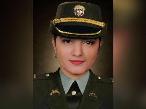 La subteniente de la Policía colombiana Jenyfer Alexandra Marciales Londoño fue hallada sin vida dentro de la estación de Policía de Providencia, una isla del archipiélago caribeño de San Andrés, de la cual era comandante, informaron este domingo fuentes oficiales. A continuación los detalles.