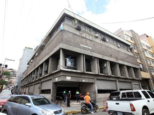 La AMDC enfrenta una carga de más de 2,300 contratos que consumen unos 650 millones de lempiras, limitando obras y servicios en la capital.