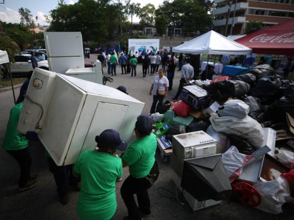 Varias instituciones públicas y privadas participan en la campaña Yo Reciclo HN para promover el reciclaje y mejorar la gestión de residuos en Honduras actualmente