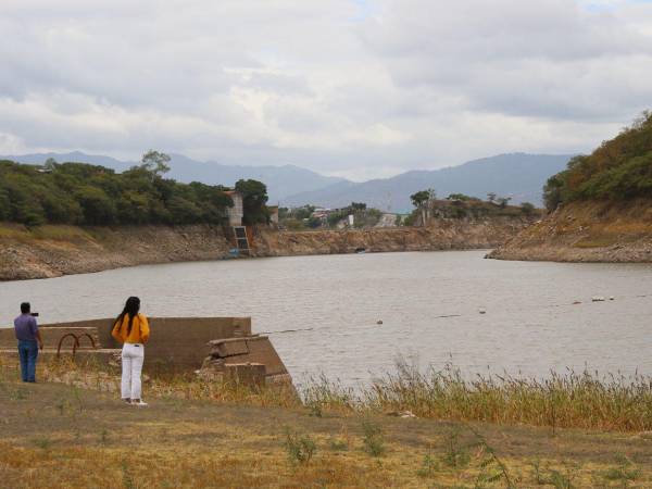 Las lluvias permitieron que Los Laureles superara nuevamente el umbral del 25% de almacenamiento, aunque el embalse continúa bajo vigilancia por el riesgo hídrico.