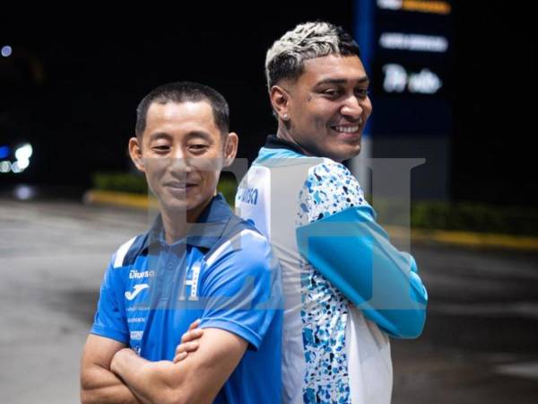 La selección de tiktokers de Honduras disputará este jueves el partido de ida contra los creadores de contenido de Guatemala. Conozca cuál será el 11 inicial de La Baleada Mecánica a continuación.