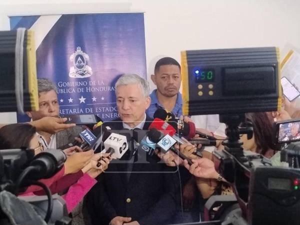 El pago confirmado corresponde a enero y febrero, mientras que el mes de marzo, según indicó, se cancelará la semana después de Semana Santa.