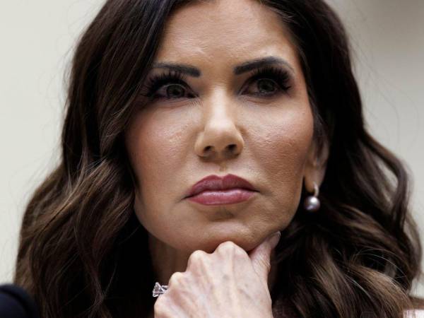 La designación de Kristi Noem como enviada especial del gobierno de Donald Trump expiró en septiembre, según informó CBS News.