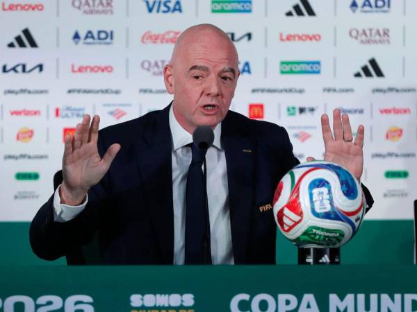 Gianni Infantino ha recibido el rechazo de muchas federaciones y podría no ser reelegido.
