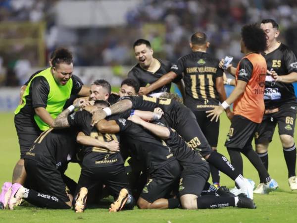 El tiktokers salvadoreño ha sorprendido al solicitar unirse a la selección de Honduras y esta fue la respuesta de Supremo