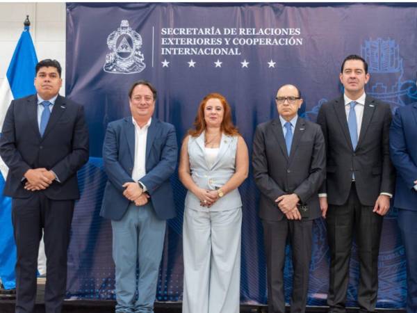 Los representantes de las diferentes instituciones gubernamentales buscan atraer inversiones al país y abrir nuevos mercados de los productos hondureños.