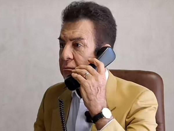 En la descripción del polémico clip añadió: “Ahora atacan de todas las formas posibles. Están desesperados por hacernos daño, pero no lo van a lograr”.