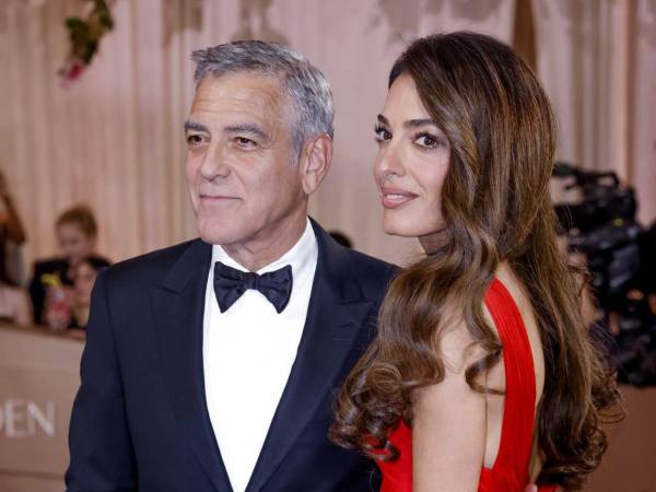 Este es un momento para un debate vigoroso al más alto nivel, no para insultos infantiles, indicó una de las figuras más conocidas de Hollywood.