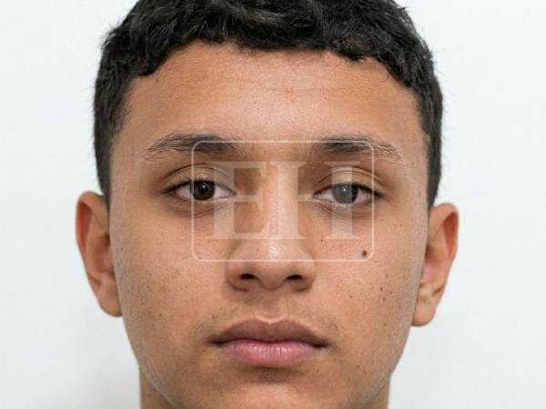 Cuando regresaba a su vivienda en horas de la noche, Walter Triminio fue atacado a disparos por sujetos desconocidos, quienes presuntamente lo esperaron afuera para cometer el hecho. El joven gritó pidiendo ayuda a su madre antes de ser atacado: