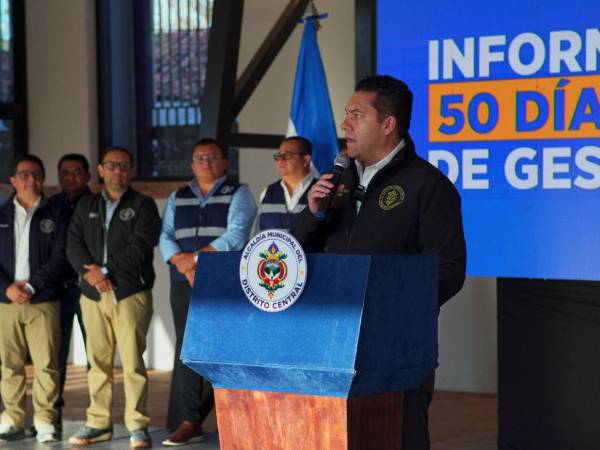 La alcaldía del Distrito Central informó que en 50 días se ejecutaron operativos de limpieza, bacheo, ordenamiento vial y reactivación de proyectos estratégicos para la capital.