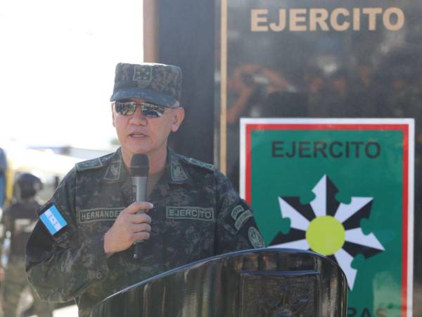 Roosevelt Hernández ha sido el jefe de las Fuerzas Armadas desde diciembre del 2023.