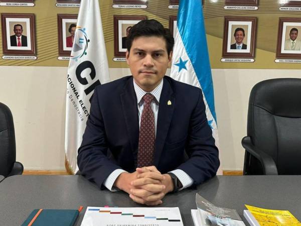 Para Ochoa, los audios revelarían un supuesto plan para alterar la estabilidad política previo a las elecciones generales el 30 de noviembre.