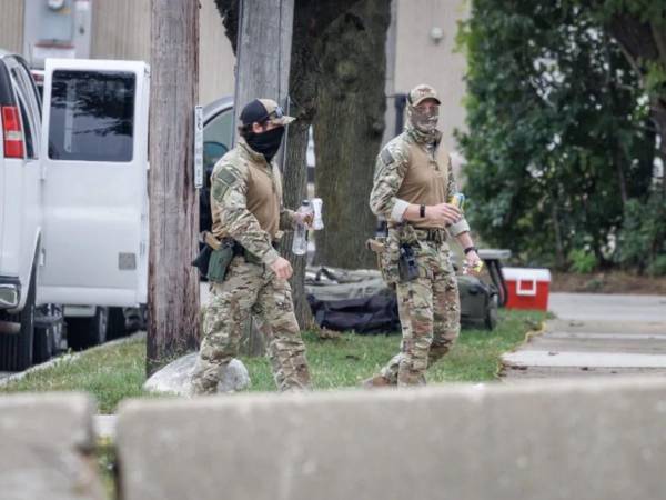 El DHS no detalló cuántos agentes desplegó ni el saldo de arrestos de la primera jornada.