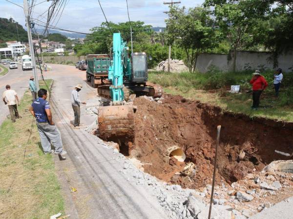 Autoridades de la UMAPS informaron que la reparación del socavón en Venecia corresponde al urbanizador, ya que el sistema aún no ha sido entregado a la Alcaldía.