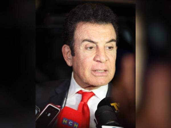 El candidato liberal aseguró que no tiene negociaciones con nadie.