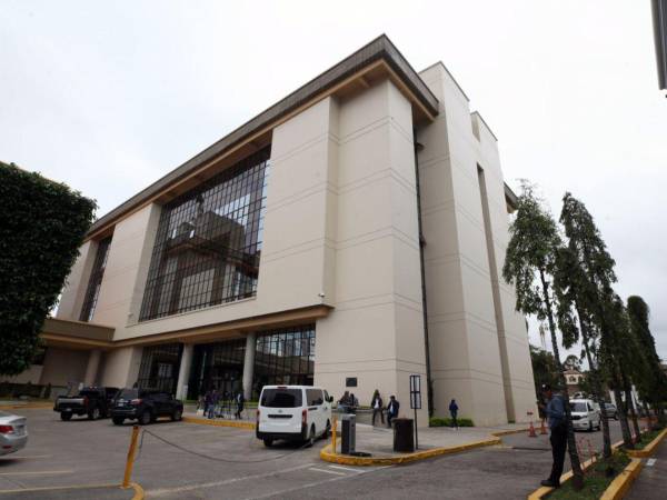 El Tribunal de Justicia Electoral (TJE) ordenó la repetición de las elecciones en Guanaja tras registrarse un empate técnico en un recuento jurisdiccional.