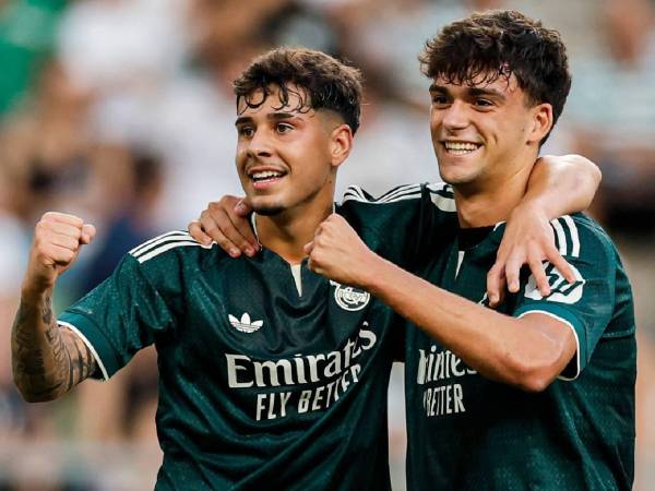 Mario Rivas y Espí le dan al Real Madrid su primera victoria de la pretemporada.